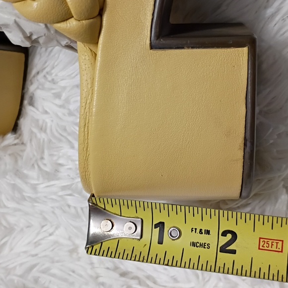 New Seychelles Novelty Women's Leather Butter Yellow Platform Sandals SZ 7.5 - Picture 14 of 15